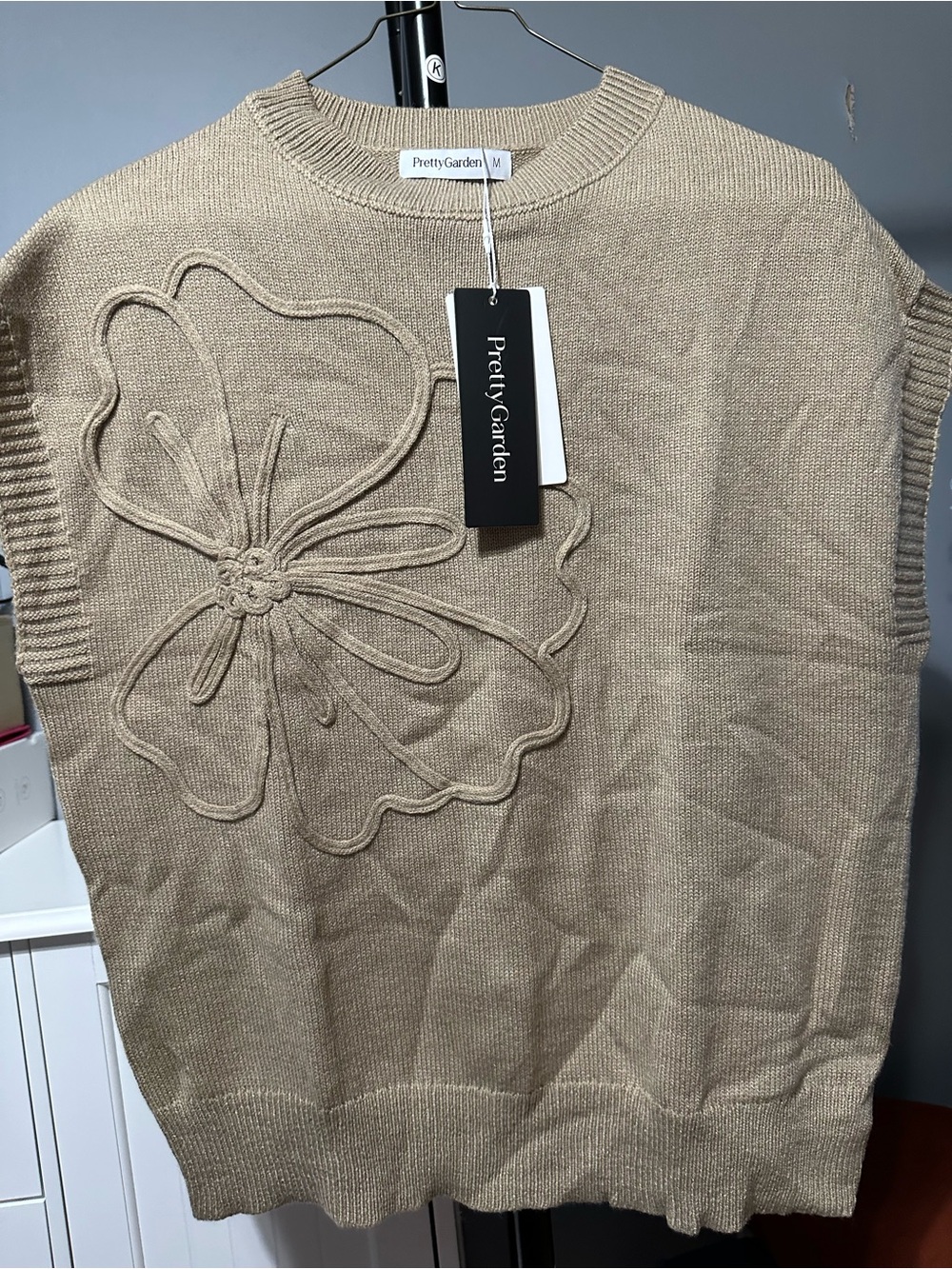 PrettyGarden Women's Floral Knit Sweater Vest in Beige